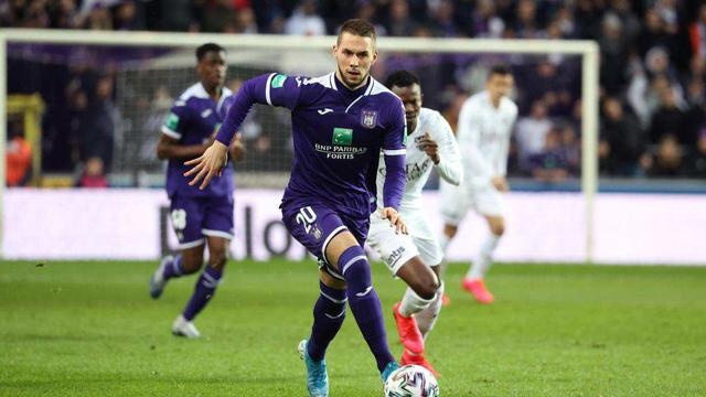 学生都能参 学生都能参